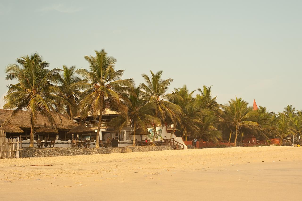 Oasis Beach Resort Cape Coast Exterior photo