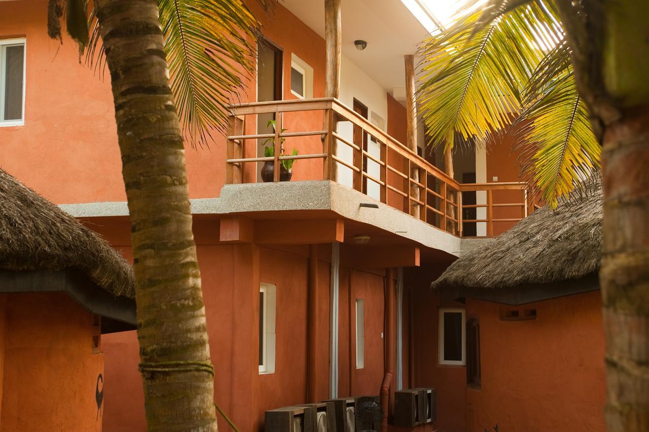 Oasis Beach Resort Cape Coast Exterior photo